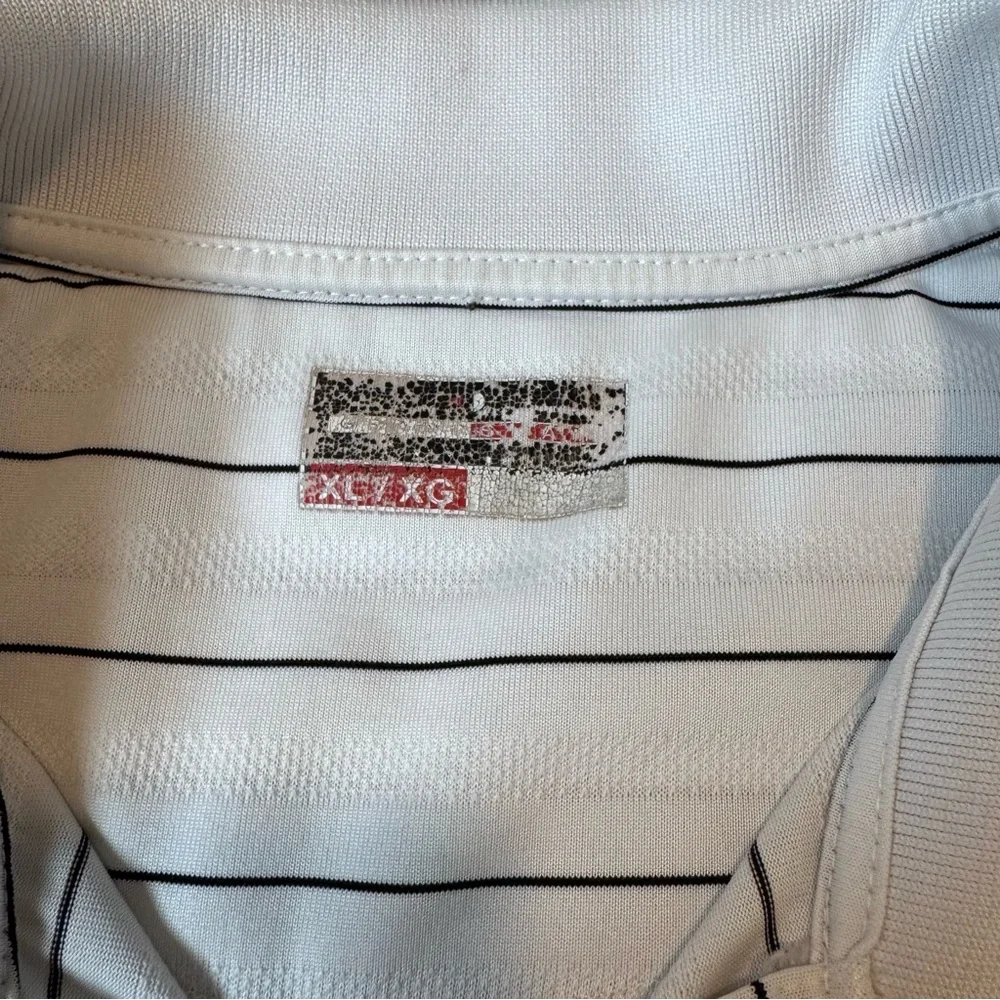 Unknown men polo